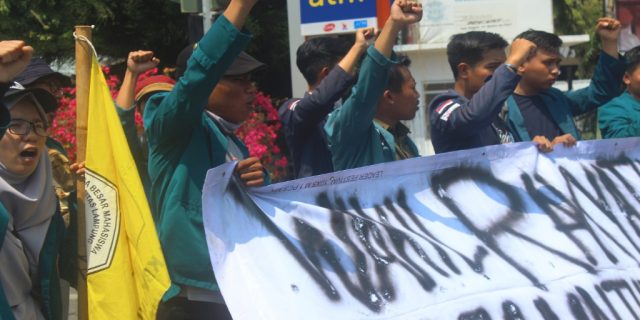 Aliansi BEM Lampung Kawal Pelantikan  DPRD Lampung