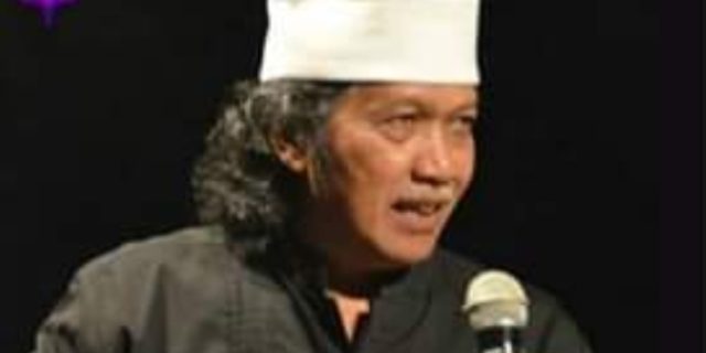 Cak Nun Kritik Jokow Soal Pindah Ibukota : Jangan Pencitraan Terus, Jangan Samakan Seperti Pindah Kos