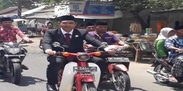 Habis Pelantikan Kumpulan Warga Hadang Anggota DPRD Sumenep
