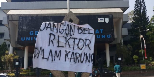 BEM UNILA : Jangan Beli Rektor Dalam Karung