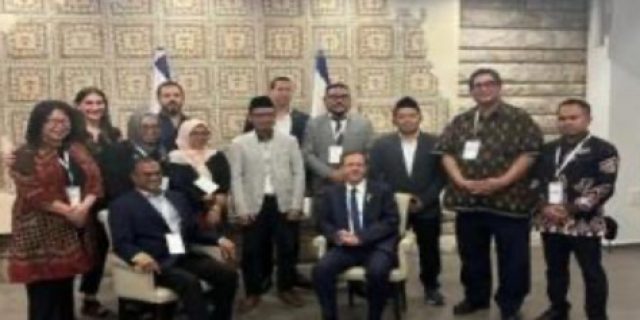 Israel Yang Memanfaatkan