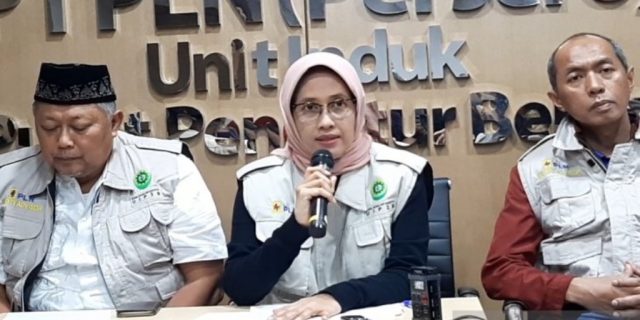 PLN bakal potong gaji karyawan untuk bayar kompensasi listrik padam