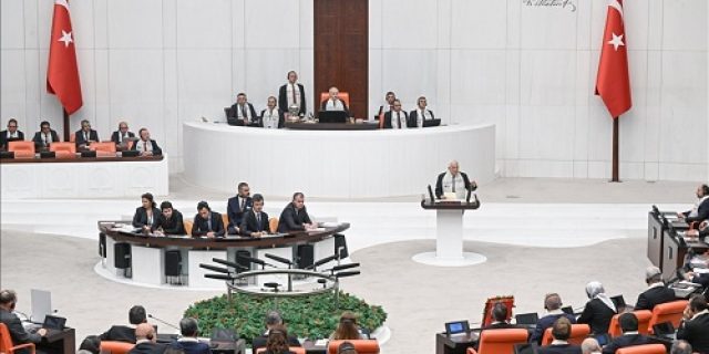 Abbas dalam pidatonya di parlemen Turki berjanji untuk mengunjungi Gaza