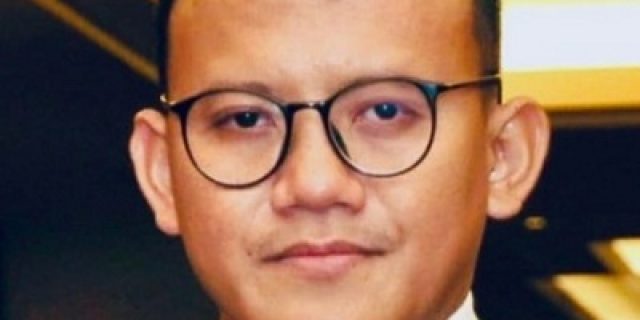 Pekerja Informal Terabaikan: Kenaikan UMP 2025 Harus Disertai Kebijakan Inklusif