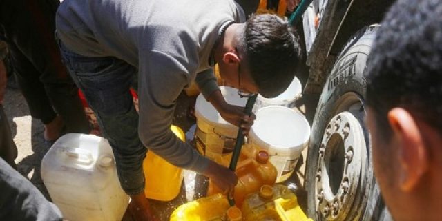 Kelompok Israel mengatakan pemutusan pasokan listrik Gaza adalah kejahatan perang Kelompok Israel mengatakan pemutusan pasokan listrik Gaza adalah kejahatan perang