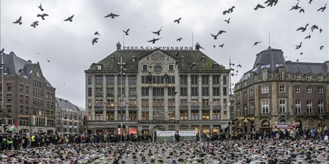 Ratusan orang berbaris di Belanda untuk mendukung Palestina