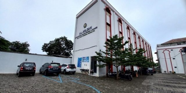 Klarifikasi Penghapusan Video Sekolah Alwildan 4 Islamic School Jakarta Klarifikasi Penghapusan Video Sekolah Alwildan 4 Islamic School Jakarta