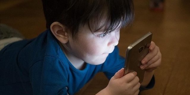 Beberapa negara Eropa akan ikuti langkah Australia dalam memberlakukan batasan penggunaan media sosial untuk anak-anak