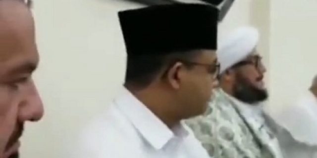 Anies Tunaikan Ibadah Haji Anies Tunaikan Ibadah Haji