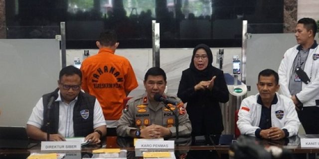 Setelah AP Hasanuddin Ditangkap, Pemuda Muhammadiyah Minta Profesor BRIN Thomas Djamaluddin Juga di Proses Setelah AP Hasanuddin Ditangkap, Pemuda Muhammadiyah Minta Profesor BRIN Thomas Djamaluddin Juga di Proses