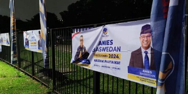 Pilpres 2024, Apel Siaga, Anies Versus Jokowi