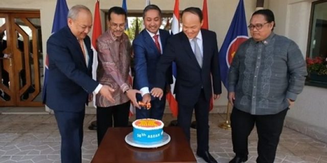 HUT Ke-56: ASEAN Semakin Diperhitungkan di Tingkat Global HUT Ke-56: ASEAN Semakin Diperhitungkan di Tingkat Global
