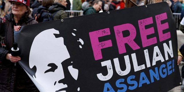 Tim Assange tidak melihat tanda-tanda akan menyelesaikan tuntutan AS setelah pembicaraan mengenai kesepakatan pembelaan dilaporkan