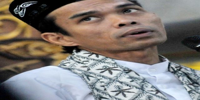Ustad Abdul Somad Ceraikan Isterinya, Kuasa Hukum : Tak Cocok Lagi