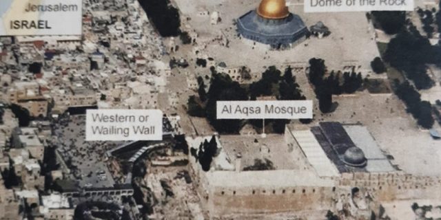 Luruskan Arah Kiblatmu