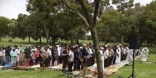 Muhammad Chirzin: Indahnya Shalat