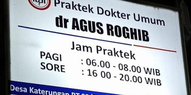 Paktek Dokter Agus Roghib Diduga Tidak Mengantongi Surat Ijin Praktek Paktek Dokter Agus Roghib Diduga Tidak Mengantongi Surat Ijin Praktek
