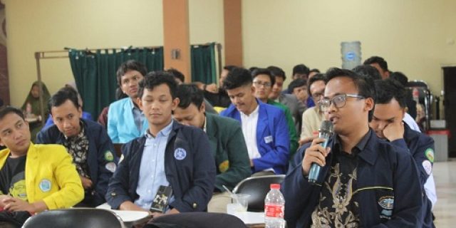 Mahasiswa Evaluasi Kinerja Pemkot Bekasi Mahasiswa Evaluasi Kinerja Pemkot Bekasi