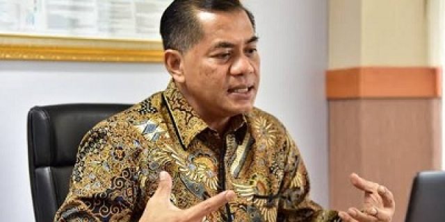 Ahmad Nurwakhid : Implementasi Pancasila Melalui Pendekatan Tasawuf Agama Ahmad Nurwakhid : Implementasi Pancasila Melalui Pendekatan Tasawuf Agama