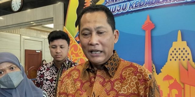 Bulog Perbanyak Destinasi Pelabuhan Penerima Beras Impor