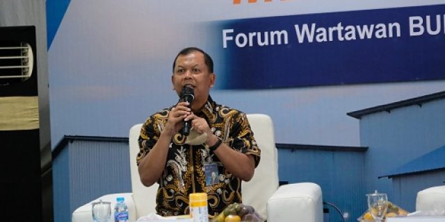 BULOG Pastikan Warga Menerima Beras Bantuan Presiden Dalam Kondisi Baik