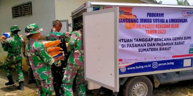 Bulog Gerak Cepat Salurkan Bantuan Gempa Di Sumatera Barat