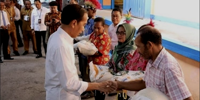 Direktur Bisnis Perum Bulog: Realisasi Penyaluran Bantuan Pangan Beras Tahap II Capai 92,06 Persen Direktur Bisnis Perum Bulog: Realisasi Penyaluran Bantuan Pangan Beras Tahap II Capai 92,06 Persen