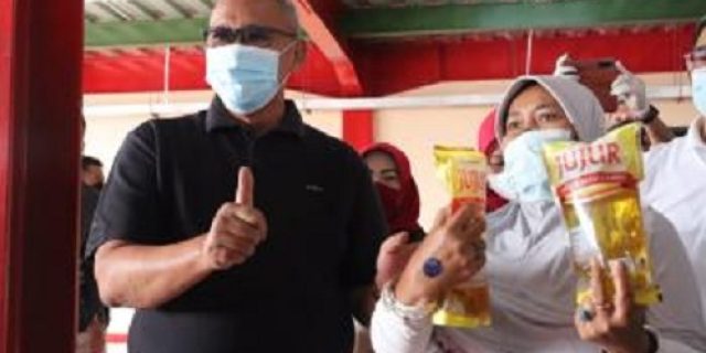 Perum Bulog Cirebon, Gelar Operasi Pasar Murah (OPM) Minyak Goreng