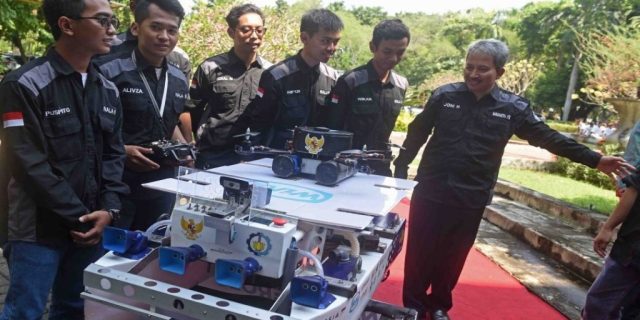 ITS Gondol Juara 1 Kontes Robot Dunia di Amerika Serikat