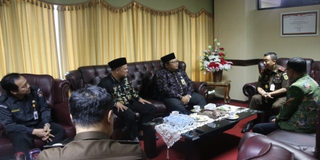 Meneguhkan Gakkumdu, Bawaslu Jatim Bertemu Kejati