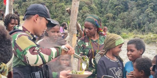 Satgas YPR 433/JS Papua Distrik Dal, Kabupaten Nduga, Lakukan Pencegahan Stunting Satgas YPR 433/JS Papua Distrik Dal, Kabupaten Nduga, Lakukan Pencegahan Stunting