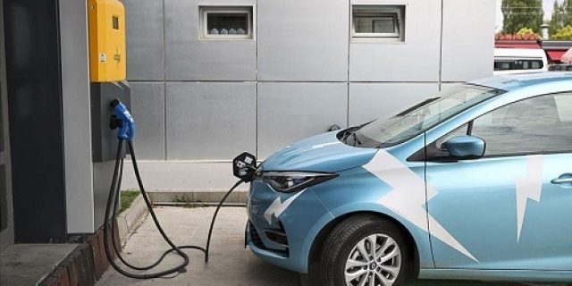 Tiongkok menantang kenaikan tarif UE untuk mobil listrik di WTO