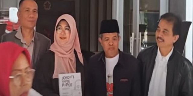 Indonesia Setengah Merdeka Indonesia Setengah Merdeka