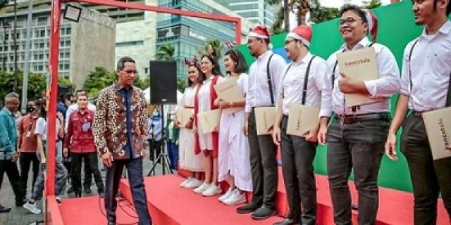 Terima Kasih Pak Heru, Christmas Carol Tetap Diadakan Terima Kasih Pak Heru, Christmas Carol Tetap Diadakan
