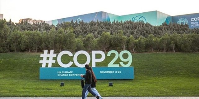 Di persimpangan jalan: COP29 dan transisi energi global