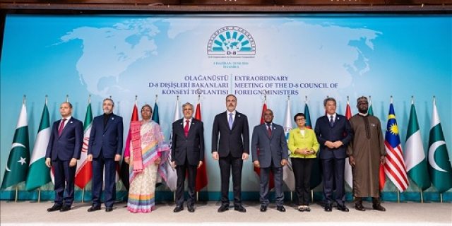 Dewan Menteri D-8 menyerukan gencatan senjata ‘segera, permanen, tanpa syarat’ di Gaza Dewan Menteri D-8 menyerukan gencatan senjata ‘segera, permanen, tanpa syarat’ di Gaza