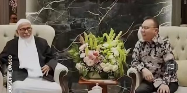 Sufmi Dasco, Senopati Politik Prabowo Subianto (76 ): Menerima Kunjungan Abu Bakar Ba’asyir Sufmi Dasco, Senopati Politik Prabowo Subianto (76 ): Menerima Kunjungan Abu Bakar Ba’asyir