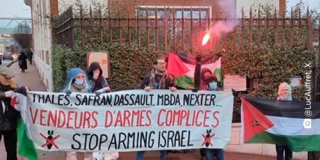 Demonstran di Perancis desak “Dassault Aviation” berhenti menjual senjata ke Israel Demonstran di Perancis desak “Dassault Aviation” berhenti menjual senjata ke Israel