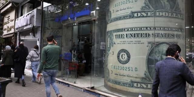 Tarif Trump menguras dolar AS, mendongkrak euro