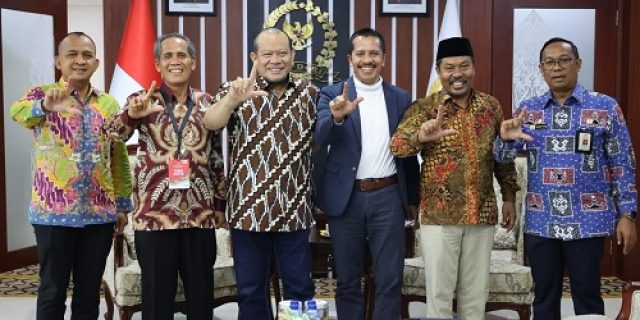 Bertemu PB PGRI, Ketua DPD RI Sampaikan Agenda Safari FGD Amandemen Konstitusi