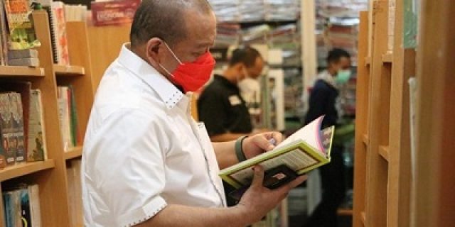 Manfaatkan Harbuknas 2021, Ketua DPD RI Ajak Masyarakat Tingkatkan Minat Baca