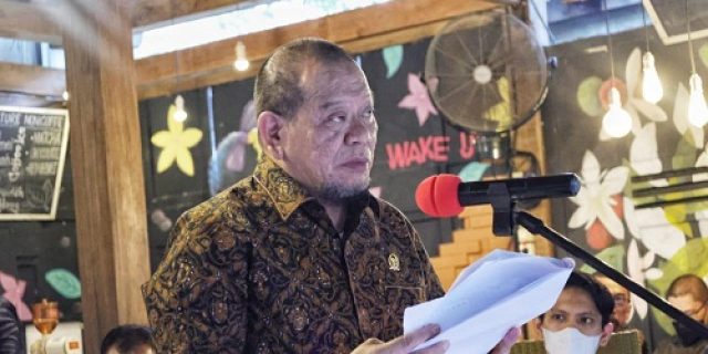 Ketua DPD RI: Demokrasi yang Ideal di Indonesia Adalah Demokrasi Pancasila Ketua DPD RI: Demokrasi yang Ideal di Indonesia Adalah Demokrasi Pancasila