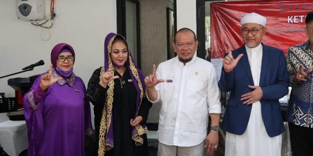 LaNyalla Ajak Artis Berkontribusi Untuk Perekonomian Daerah LaNyalla Ajak Artis Berkontribusi Untuk Perekonomian Daerah