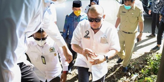 Ketua DPD RI Dukung Pembangunan Akses Jalan di Sulsel Ketua DPD RI Dukung Pembangunan Akses Jalan di Sulsel