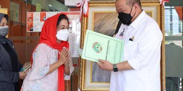 Ketua DPD RI Serap Aspirasi di Koperasi Konsumen SBW Malang Ketua DPD RI Serap Aspirasi di Koperasi Konsumen SBW Malang