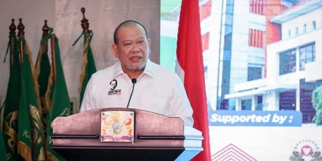 Kibarkan Bendera Simbol LGBT, Ketua DPD RI Desak Kedubes Inggris Minta Maaf