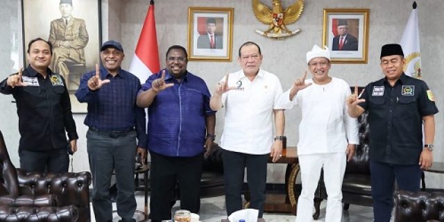 Tokoh Papua Curhat ke Ketua DPD RI, Berharap Anak Papua Diberi Kepercayaan Tokoh Papua Curhat ke Ketua DPD RI, Berharap Anak Papua Diberi Kepercayaan