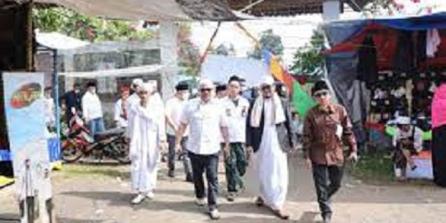 Hadiri Haul Mama Gelar Cianjur, LaNyalla: Indonesia Tidak Merdeka Tanpa Pesantren