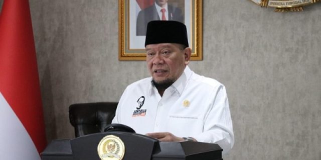 Ketua DPD RI Berharap Bantuan untuk UMKM Tepat Sasaran dan Tanpa Potongan Ketua DPD RI Berharap Bantuan untuk UMKM Tepat Sasaran dan Tanpa Potongan
