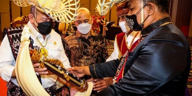 Ketua DPD RI Ajak Masyarakat Dukung Sasando Jadi Warisan Budaya Dunia UNESCO